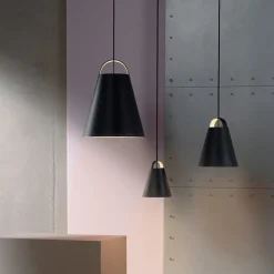 Above 400 Taklampa black