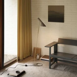 AJ golvlampa warm grey/brass