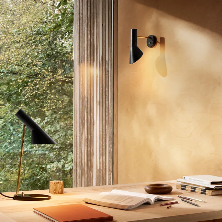 AJ vägglampa black/brass