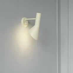 AJ vägglampa soft lemon