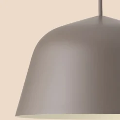 Ambit 40 taklampa taupe