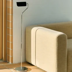 Apex golvlampa iron black