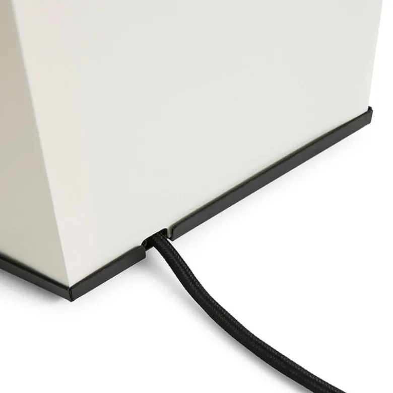 Aplat 660 bordslampa vit