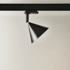 Apollo 17 track light black