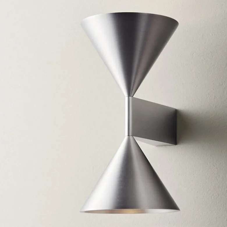 Apollo 24 vägglampa aluminium