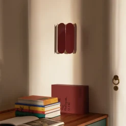 Arcs vägglampa Sconce auburn röd