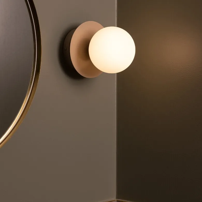 Art Deco IP44 badrumsbelysning mud/vit