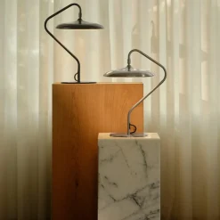 Artist bordslampa svart