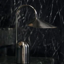 Arum Portabel bordslampa Rostfritt Stål