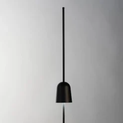 Ascent D78 bordslampa svart