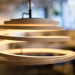Aspiro 8000 Taklampa svart kabel