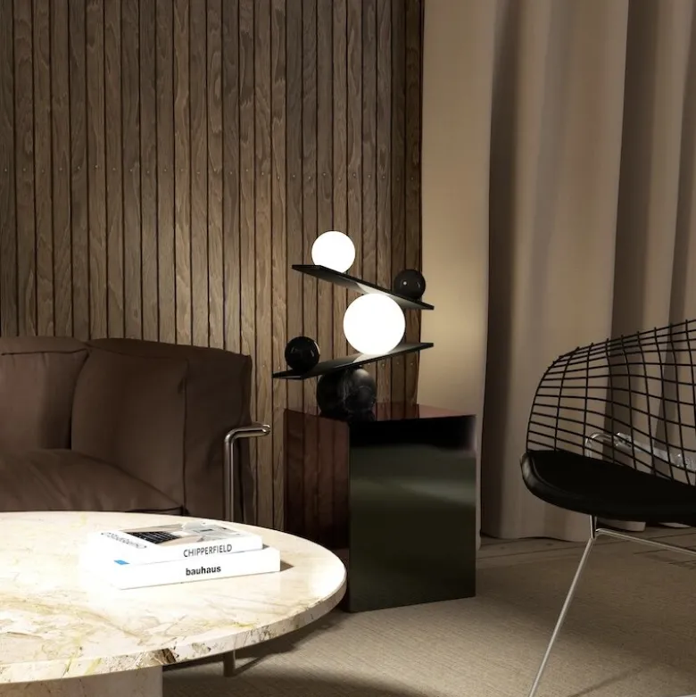 Balance bordslampa svart