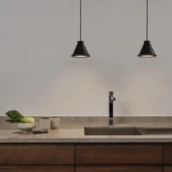 Belle Ø15 taklampa glossy black