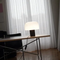 Bellhop glass bordslampa cioko