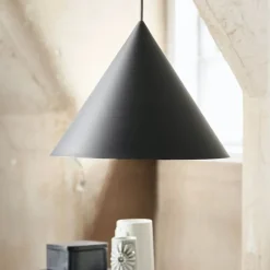 Benjamin Ø46 taklampa matt black