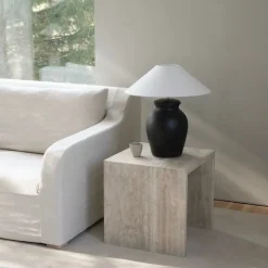 Berit lampfot svart