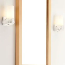 Bernadotte vägglampa opalglas/vit IP44