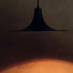 Blackstar taklampa svart/råmässing