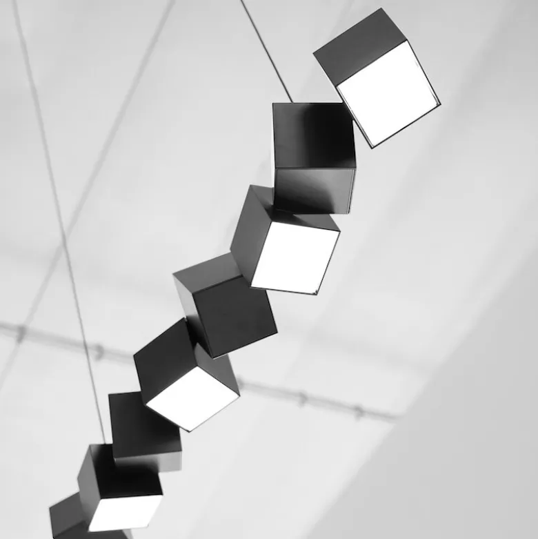 Blockchain 17 taklampa svart