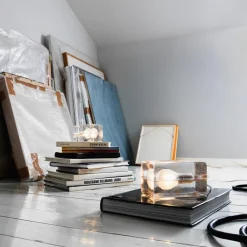 Block lamp bordslampa vit sladd