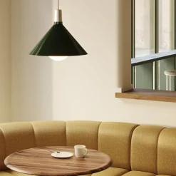 Bower Taklampa Medium Grön med Sphere IV