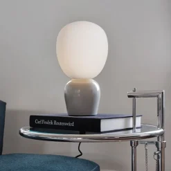 Buddy bordslampa Greige/opal glass