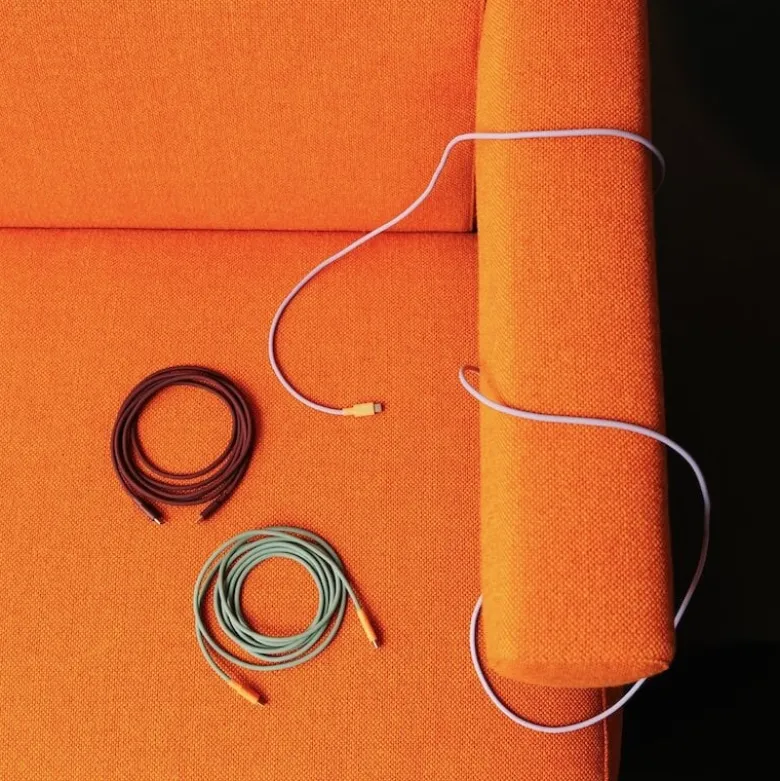 Cable 1 USB-C to USB-C 2m, BAUHAUS Mulberry Red