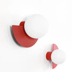 Candy big circle 180 L vägglampa Strawberry Red