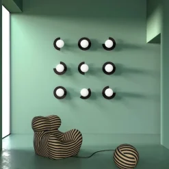 Candy little circle 360 S vägglampa Ninja Black