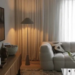 Cannes golvlampa mud