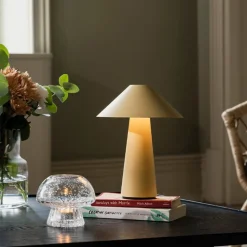 Cannes portabel bordslampa Havregul IP44