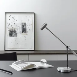 Cato bordslampa aluminium