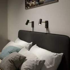 Cato vägglampa enkel mattsvart/mässing