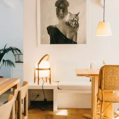 Cesta bordslampa opalglas