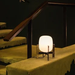 Cestita metalica bordslampa