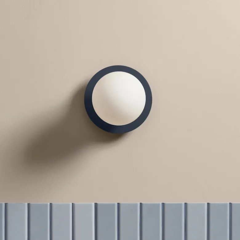 Circle 160 vägglampa deep blue