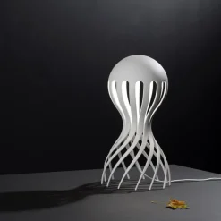 Cirrata bordslampa vit