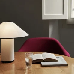 Colette ATD6 Bordslampa vit/svart