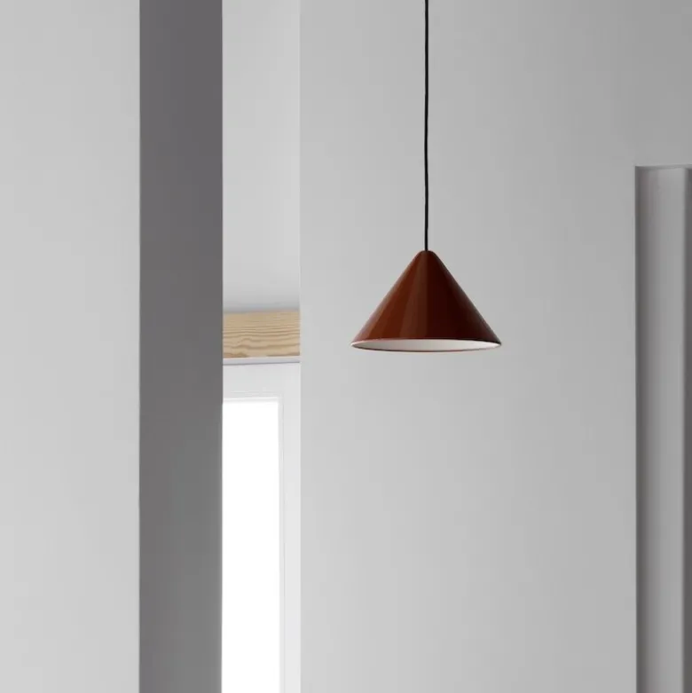 Compass 260 taklampa Pompeian red