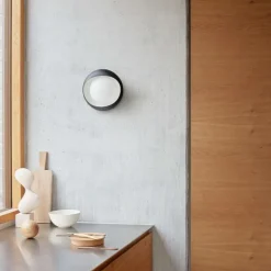 Cornea 150 vägglampa svart