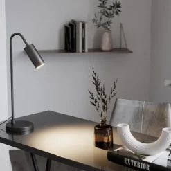 Curve bordslampa matt svart bordlampa