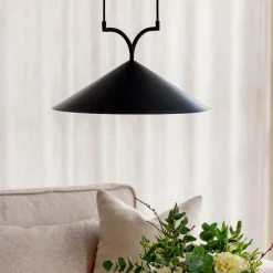 Curve 50 taklampa svart
