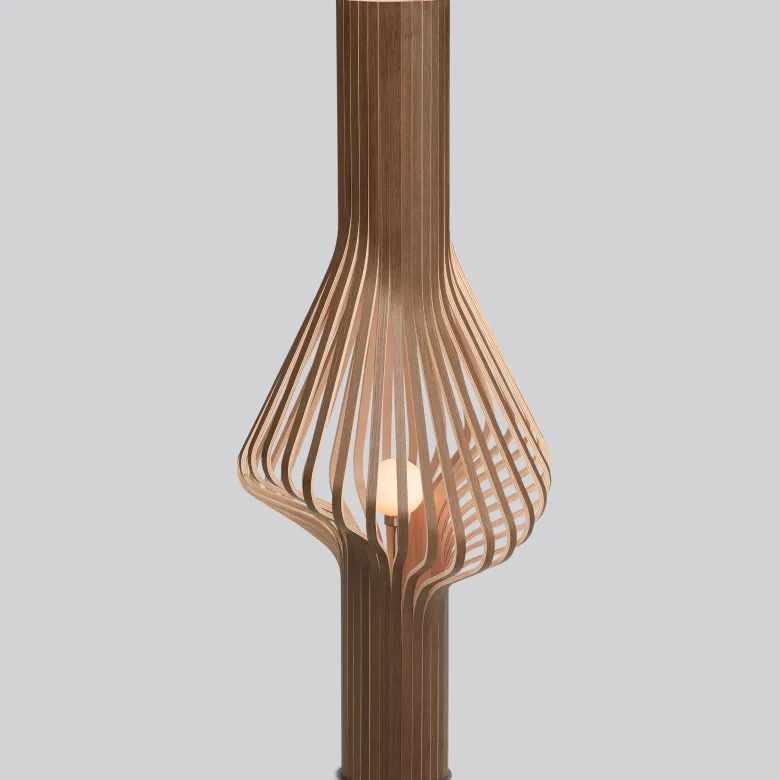 Diva golvlampa rökt ek