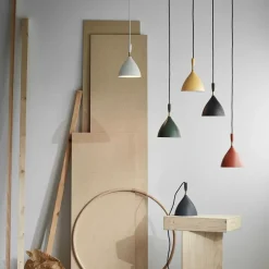 Dokka Taklampa vit