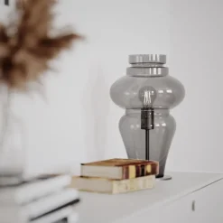 Dolores bordslampa grå
