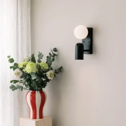 Doppio vägglampa svart/vit
