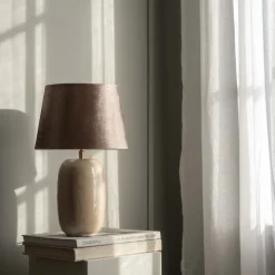 Emily bordslampa beige