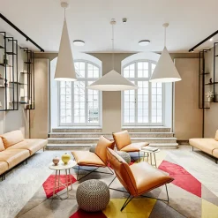 Extra large W151 S3 3000K taklampa traffic white