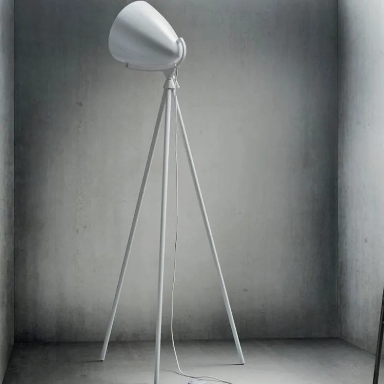 Faro next golvlampa vit/vit ek