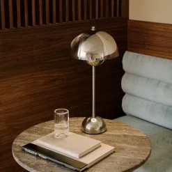 Flowerpot VP3 bordslampa Brass-Plated